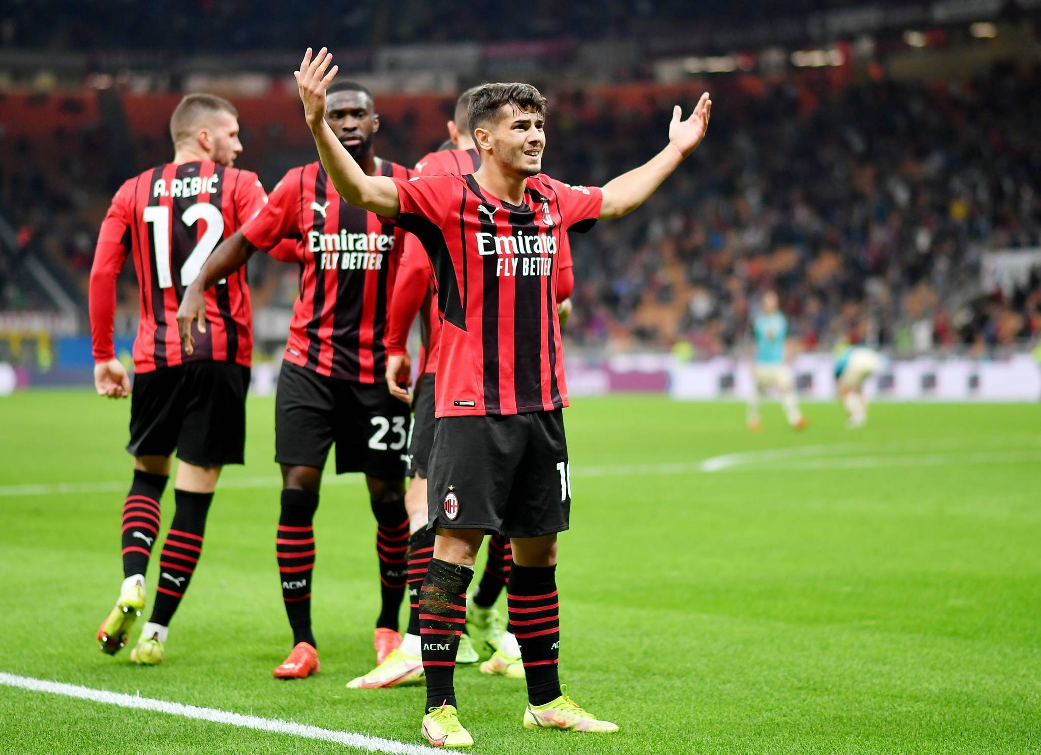 开元棋牌官网-国际足球赛事精彩纷呈,引爆体育热潮的简单介绍